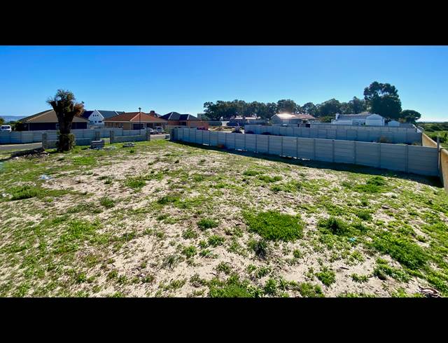 600M² VACANT LAND FOR SALE IN LAAIPLEK